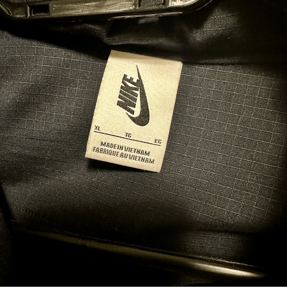 Nike x Off-White Women Jacket - Picture 5 of 5